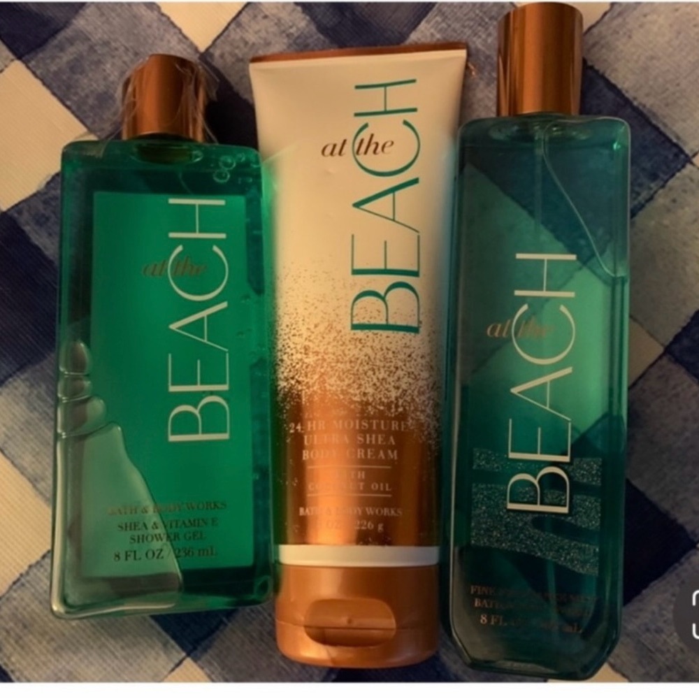 Bath & Body Works At The Beach Shower Gel and Body Cream Set